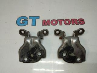 Петля (Шарнир дверной) передняя левая Honda Odyssey 1996