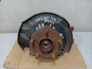 Ступица передняя правая Toyota Noah