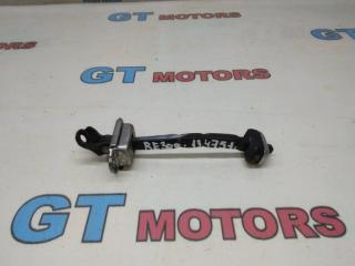 Ограничитель двери задний правый Honda CR-V 2009