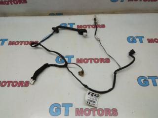 Проводка двери задняя правая Mitsubishi Lancer 1996