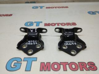 Петля двери багажника задняя Toyota Funcargo