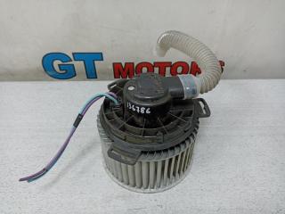 Вентилятор (Мотор отопителя) Mazda Axela