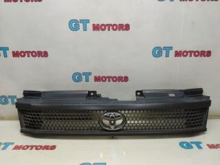 Решетка радиатора Toyota Liteace Noah