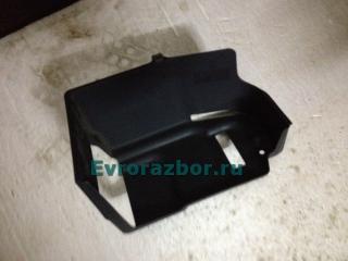 Пластик багажника правый Kia Sorento 2003