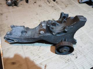 Кронштейн генератора Audi A4 2007