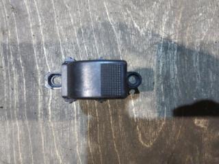 Фото запчасти кнопка стеклоподъемника задняя Mazda 6 2005 Б/У запчасть Запчасть кнопка стеклоподъемника задняя Mazda 6 2005