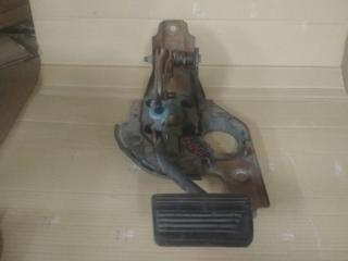 Фото запчасти педаль тормоза Chevrolet Tahoe 2009 Б/У запчасть Запчасть педаль тормоза Chevrolet Tahoe 2009