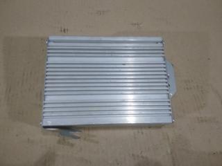 Запчасть усилитель музыкальный Honda Pilot 2010