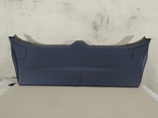 Обшивка крышки багажника Mitsubishi Outlander 2008