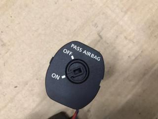 Запчасть кнопка (выключатель) Land Rover Discovery 2007