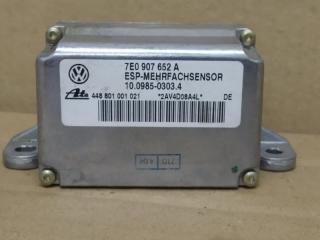 Запчасть датчик ускорения Volkswagen Touareg 2004