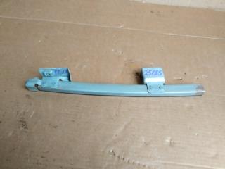 Направляющая стекла передняя правая Cadillac Escalade 2008