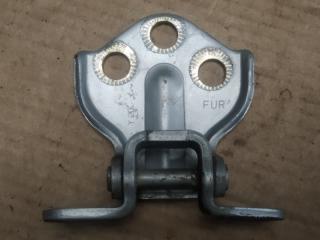 Запчасть петля двери передней правой SsangYong Rexton 2004