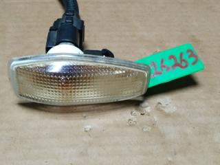 Запчасть повторитель передний правый Hyundai Tucson 2005