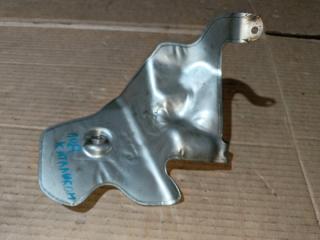 Фото запчасти тепловой экран моторного отсека Cadillac CTS 2014 Б/У запчасть Запчасть тепловой экран моторного отсека Cadillac CTS 2014