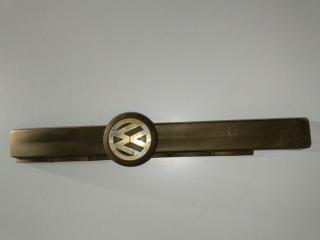 Запчасть декоративная крышка двигателя Volkswagen Touareg 2012 II 3.6 7P6971797 Б/У Декоративная крышка двигателя Volkswagen Touareg 2012 II 3.6 7P6971797 Б/У