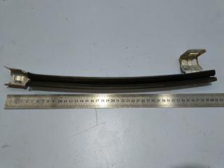 Направляющая стекла передняя левая Ford Explorer 2011