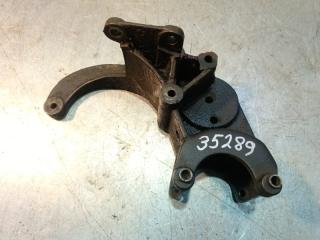 Кронштейн генератора Ford Scorpio 1995