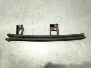 Направляющая стекла задняя левая Chevrolet Tahoe 2016