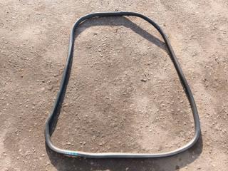 Запчасть уплотнитель двери задний Buick Encore GX 2021