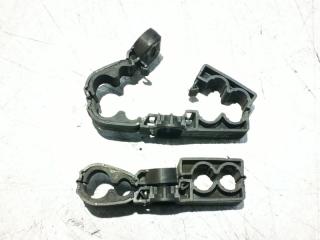 Фото запчасти кронштейн Chevrolet Tahoe 2016 Б/У запчасть Запчасть кронштейн Chevrolet Tahoe 2016