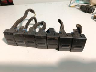 Запчасть заглушка Kia Sorento 2004