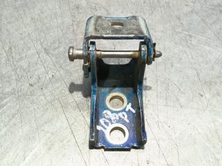 Запчасть петля двери передняя правая Peugeot 407 2007