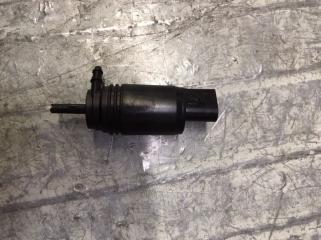 Запчасть насос системы омывателей фар передний BMW 5 2015