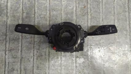 Коммутационный центр в рулевой колонке BMW 5