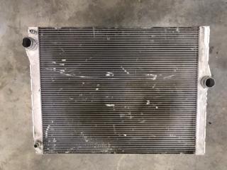 Радиатор охлаждающей жидкости BMW 7