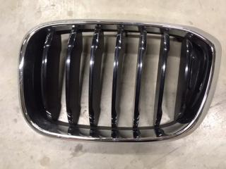 Декоративная решетка передняя левая BMW X3