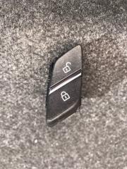 Кнопка центрального замка передняя левая BMW X5