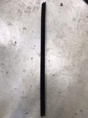 Уплотнитель шахты стекла передний правый BMW X1 07.22.2013