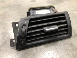 Вентиляционная решетка правая BMW X3 10.24.2011