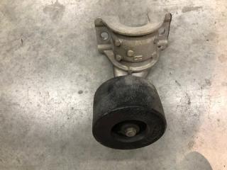 Удерживающая скоба стабилизатора правая BMW 5 12.16.2010