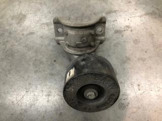 Удерживающая скоба стабилизатора левая BMW 5 12.16.2010