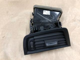 Вентиляционная решетка левая BMW 5 2013