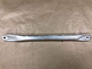 Запчасть поперечина задняя правая BMW M6 2016