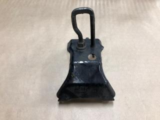 Замок верхняя часть правый BMW X5 05.07.2008