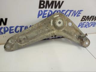 Запчасть кронштейн задний правый BMW X5M 2009