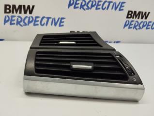 Вентиляционная решетка левая BMW X5
