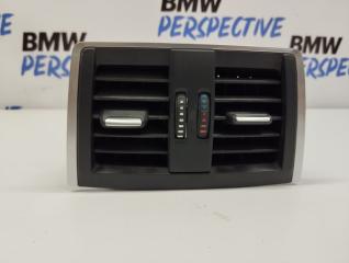 Вентиляционная решетка задняя 3