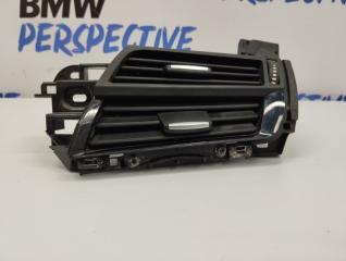 Вентиляционная решетка правая BMW X5