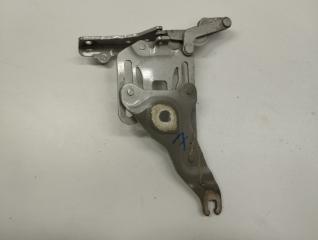 Запчасть петля капота передняя левая BMW X5 2009