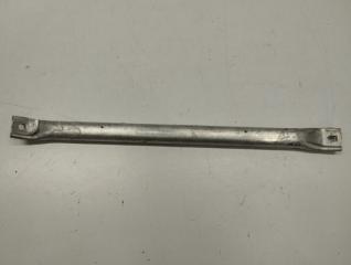 Запчасть v-образная растяжка правая BMW X5