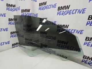 Стекло двери переднее правое BMW M5 2018