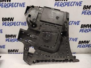 Боковая направляющая бампера левая BMW 6-серия 2018