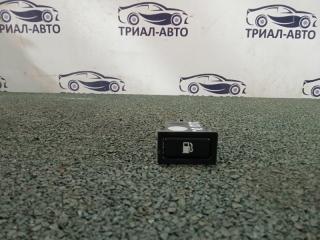 Запчасть кнопки прочие передние правые Toyota Avensis 2006-2010