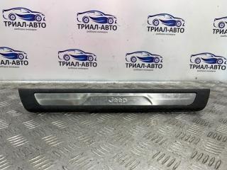 Запчасть накладка порога левая Jeep Grand Cherokee 2012
