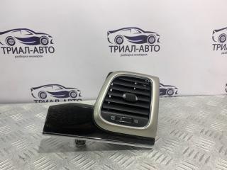 Запчасть дефлектор обдува салона правый Jeep Grand Cherokee 2012